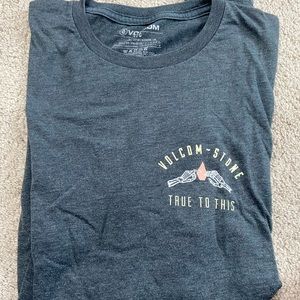 Volcom T-shirt size XL